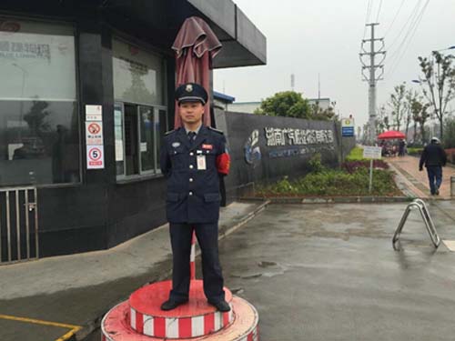 湖南廣汽順捷物流有限公司大門執(zhí)勤崗 湖南廣汽順捷物流有限公司大門執(zhí)勤崗