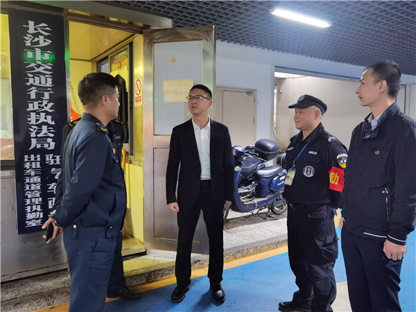 長沙紅光保安服務(wù)有限公司,長沙安保服務(wù),長沙安全服務(wù),長沙非武裝押運,勞務(wù)派遣服務(wù)