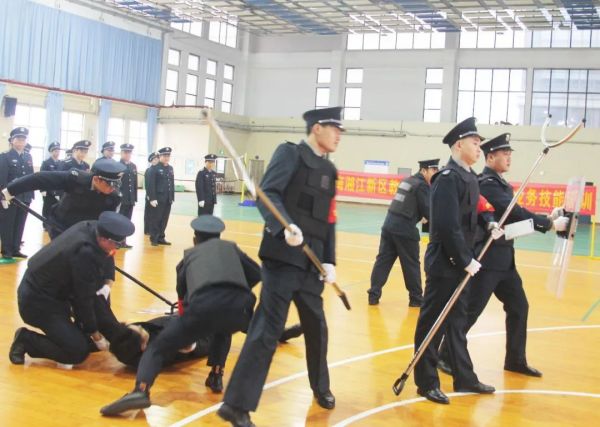 長沙紅光保安服務(wù)有限公司,長沙安保服務(wù),長沙安全服務(wù),長沙非武裝押運(yùn),勞務(wù)派遣服務(wù)