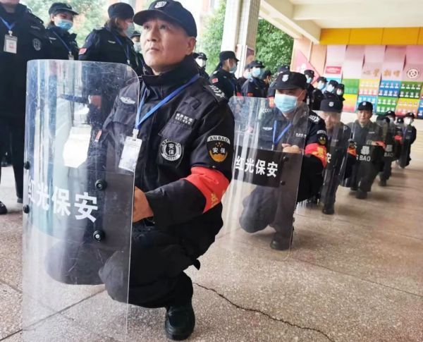 長沙紅光保安服務(wù)有限公司,長沙安保服務(wù),長沙安全服務(wù),長沙非武裝押運(yùn),勞務(wù)派遣服務(wù)