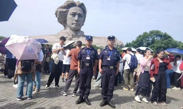長沙紅光保安服務(wù)有限公司,長沙安保服務(wù),長沙安全服務(wù),長沙非武裝押運,勞務(wù)派遣服務(wù)