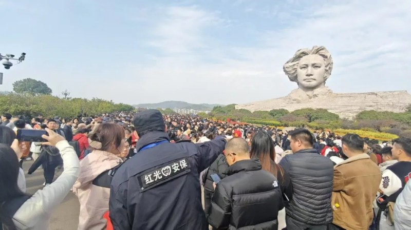 長(zhǎng)沙紅光保安服務(wù)有限公司,長(zhǎng)沙安保服務(wù),長(zhǎng)沙安全服務(wù),長(zhǎng)沙非武裝押運(yùn),勞務(wù)派遣服務(wù) 長(zhǎng)沙紅光保安服務(wù)有限公司,長(zhǎng)沙安保服務(wù),長(zhǎng)沙安全服務(wù),長(zhǎng)沙非武裝押運(yùn),勞務(wù)派遣服務(wù)